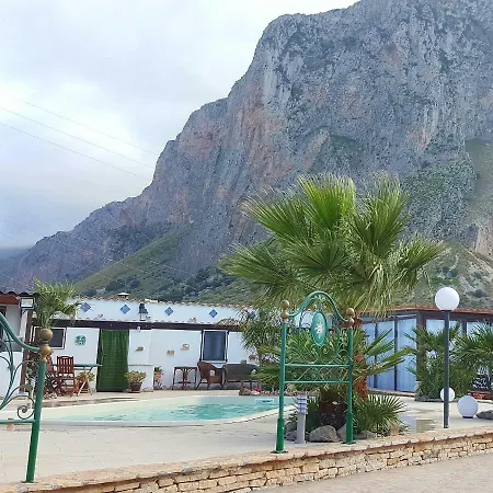 Aparthotel Tonnara *